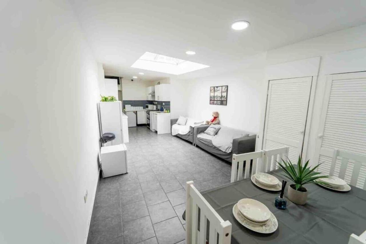 Studio Close To Selly Oak Train Station Birmingham Luaran gambar